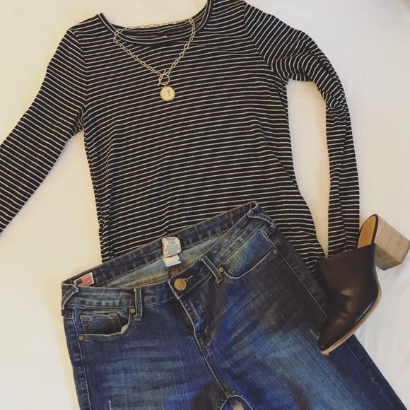 True Religion Shannon Jeans - Picture 4 of 4